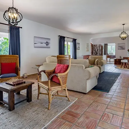 Quinta Dos Capinhas