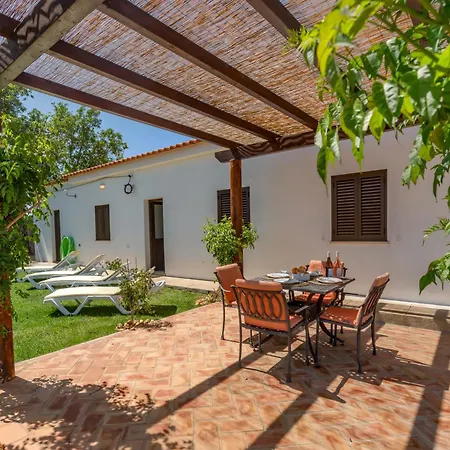 Quinta Dos Capinhas * Porches (Algarve)