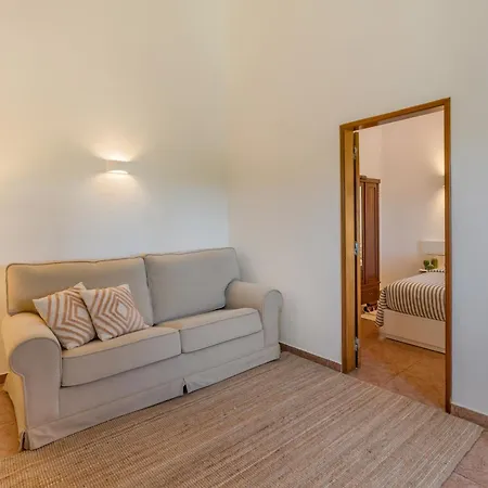 Quinta Dos Capinhas - Luxury Villa With Pool In Vineyard Villa Porches (Algarve)